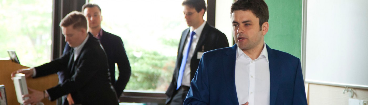 lukas - header